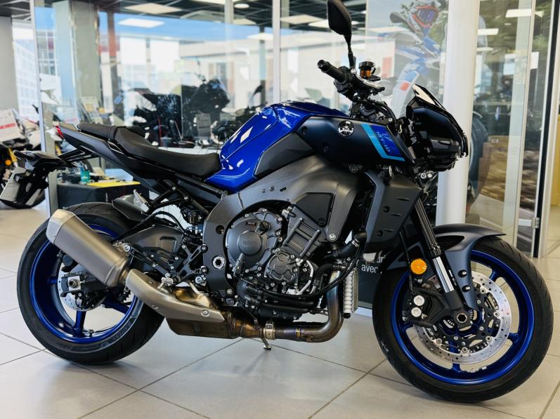 YAMAHA MT-10